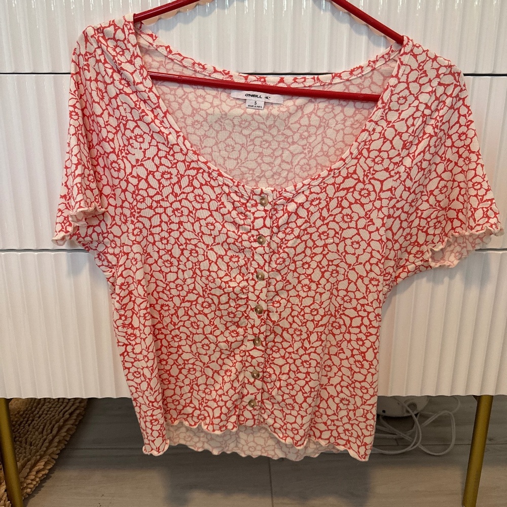 O’Neill Short Sleeve Crop top button down front size S